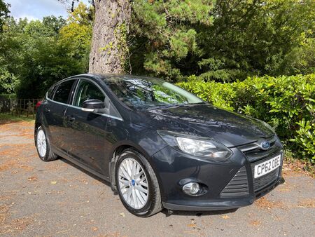 FORD FOCUS 1.0T EcoBoost Zetec Euro 5 (s/s) 5dr